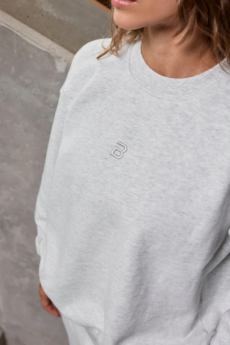 True Comfort Oversized Sudadera para mujer con cuello redondo - Image 3